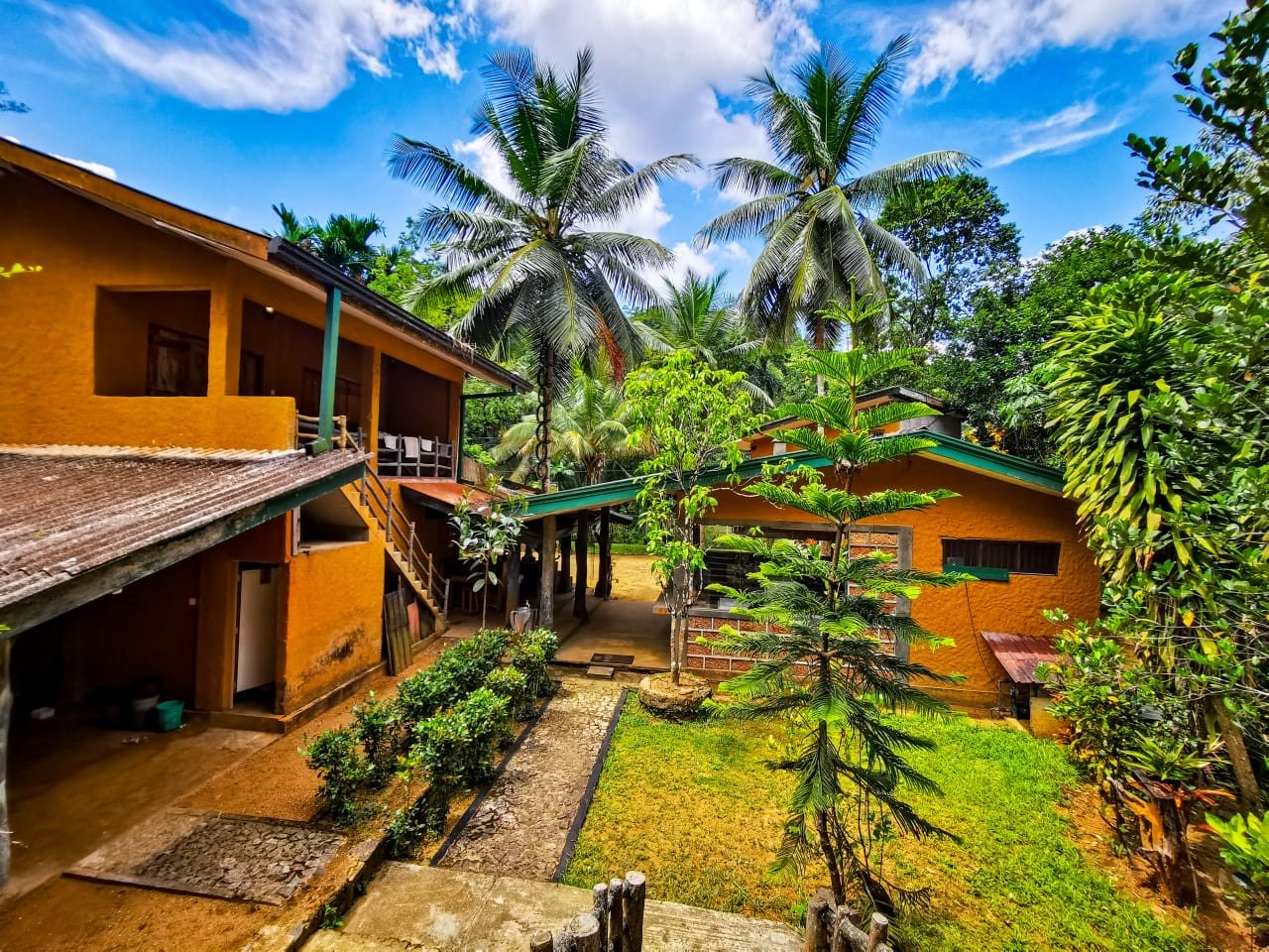 Lodge garden
